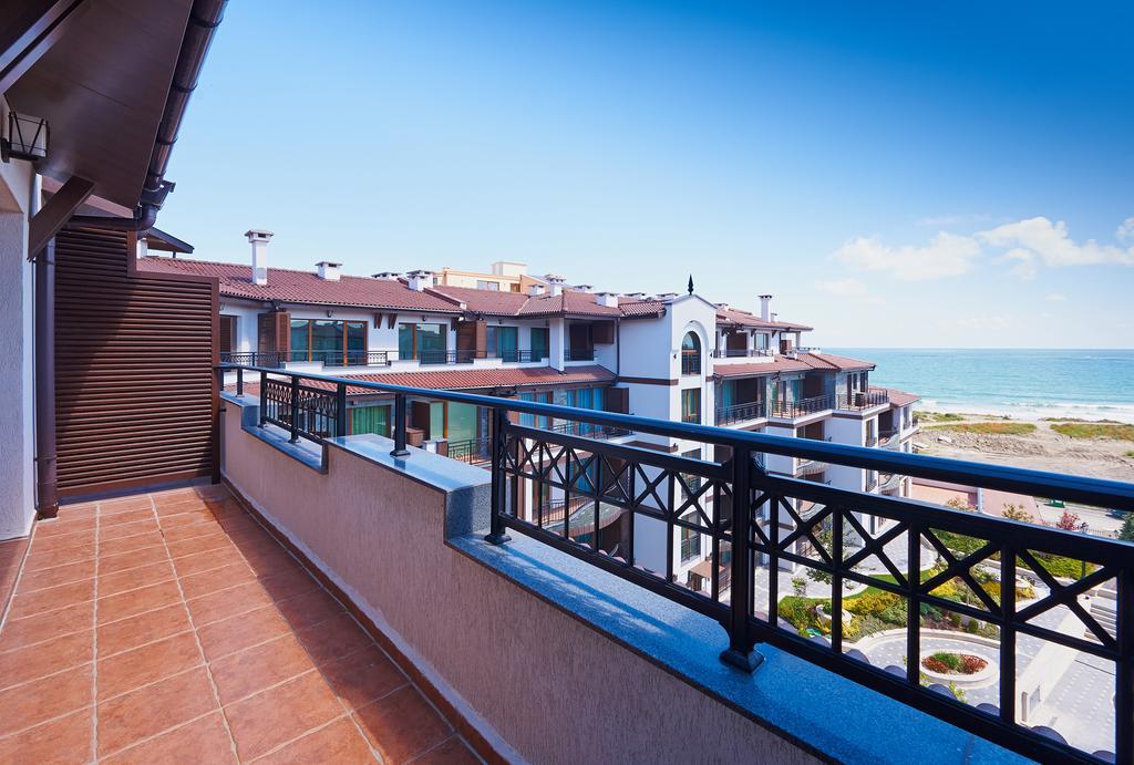 Rose Gardens Apart Hotel Pomorie Quarto foto