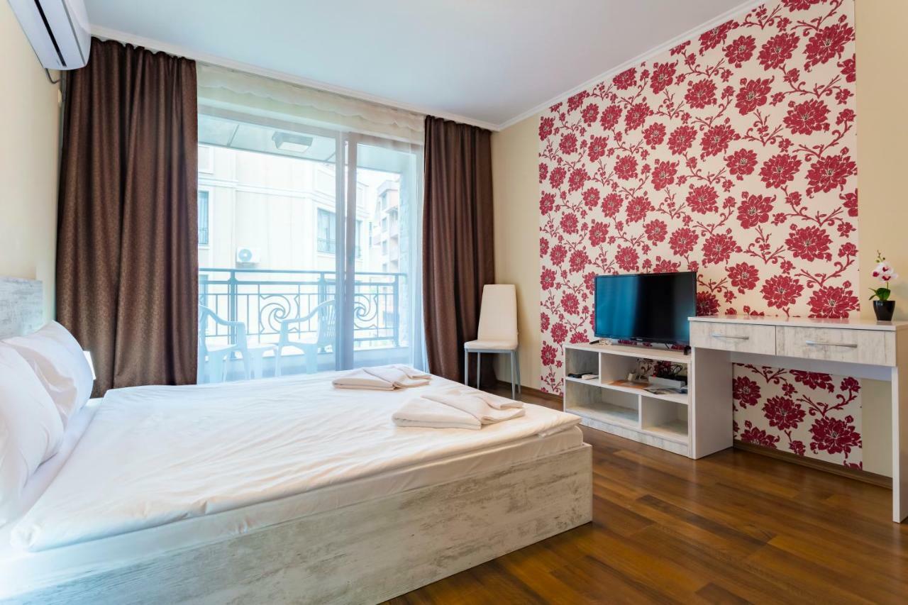 Rose Gardens Apart Hotel Pomorie Exterior foto